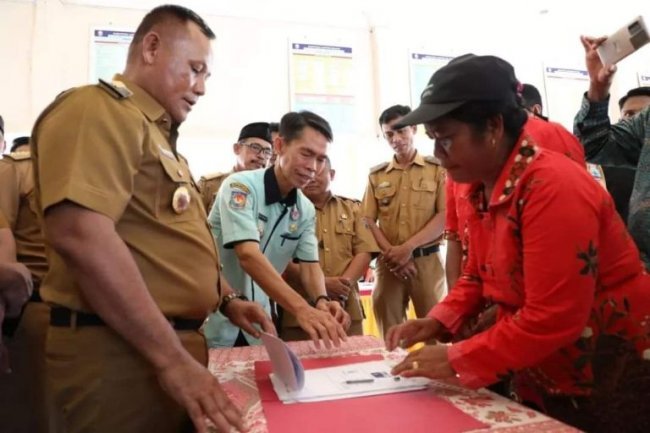 Bupati Lampung Selatan H. Nanang Ermanto Launching Inovasi Disdukcapil Jebolan Akper Manis